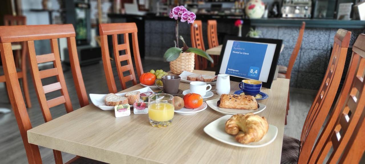 Hostal La Llave Mave Bagian luar foto