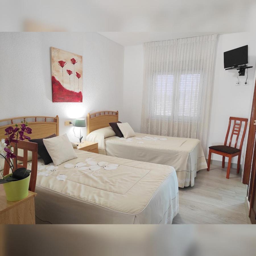 Hostal La Llave Mave Bagian luar foto