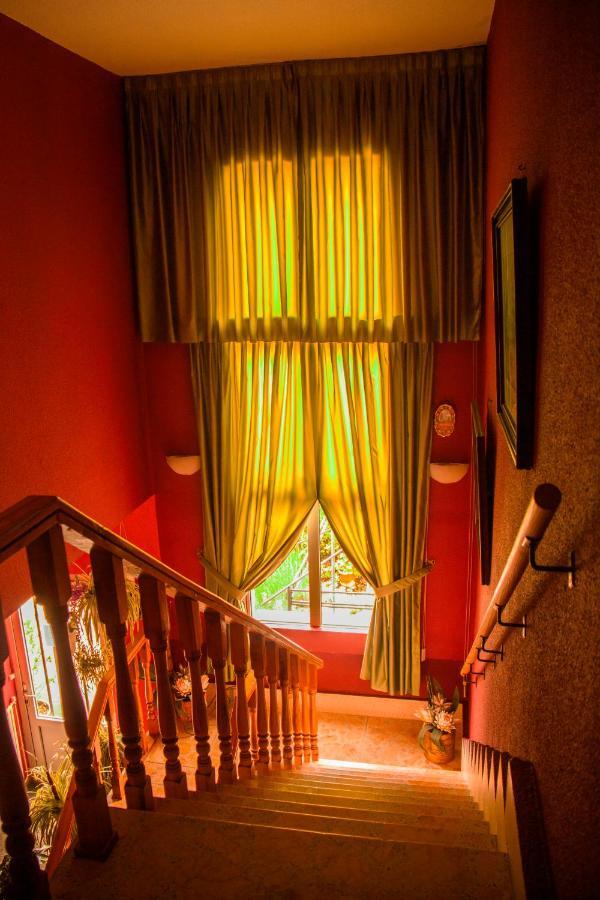 Hostal La Llave Mave Bagian luar foto